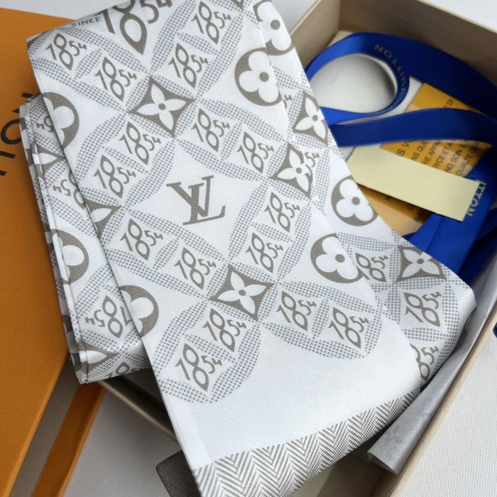 Louis Vuitton Scarf LVS00187